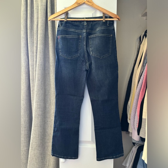 BDG Urban Outfitters Slim Flare Cropped Jeans - Picture 4 of 4